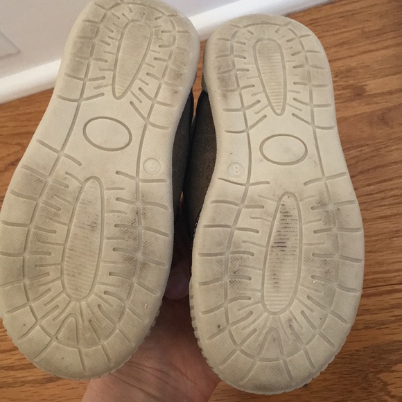 Children Place boots size 8, Kai size 10 sneakers - Picture 2 of 6